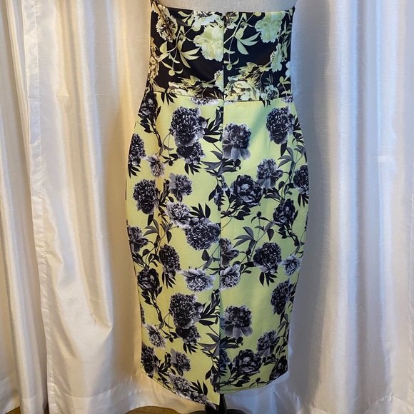 Strapless Wiggle Pencil Dress - ASOS - Picture 6 of 7